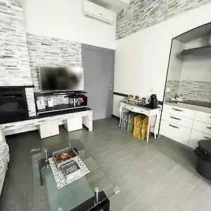 https://la-casa-di-pegli-21r.hotelitalianriviera.com